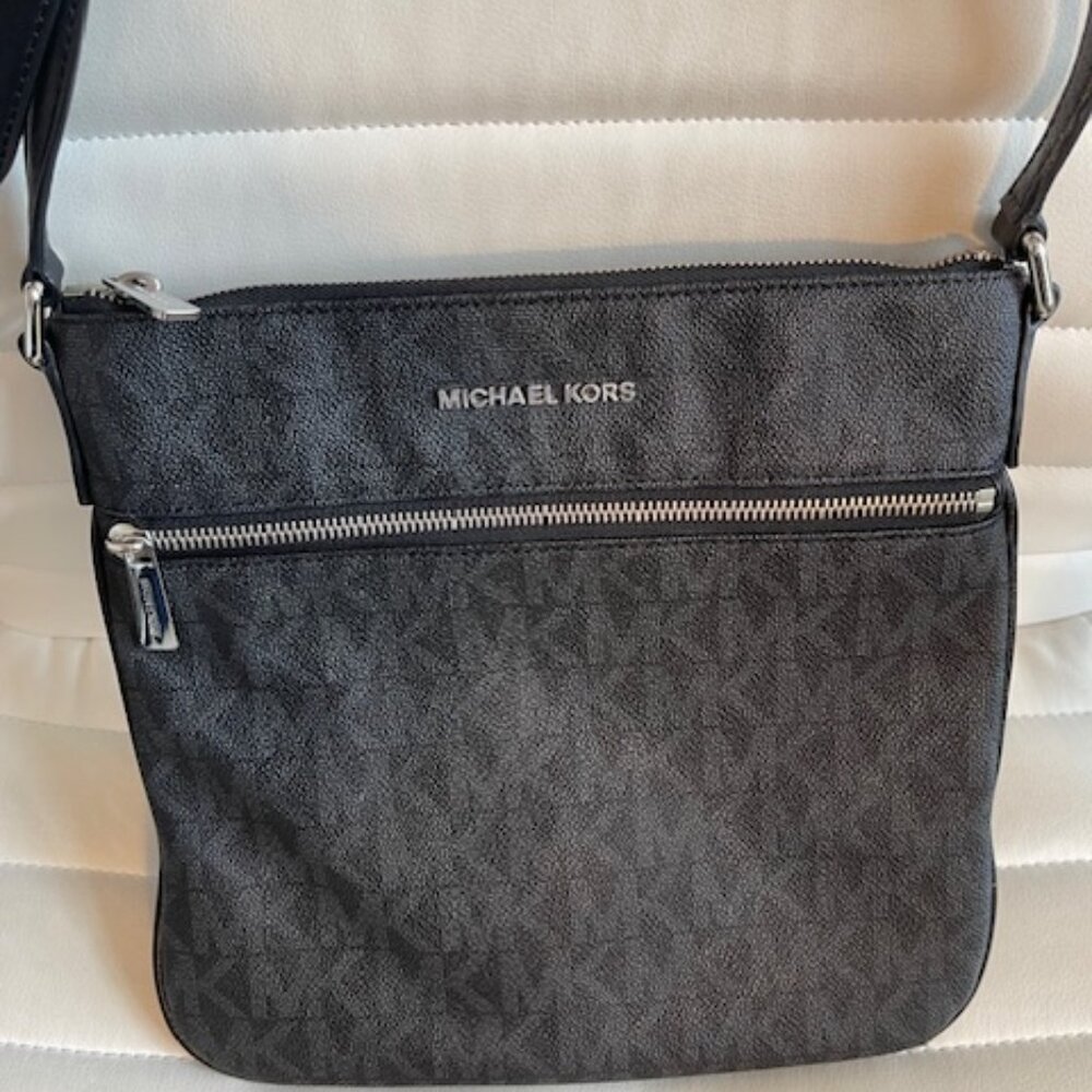 Michael Kors crossbody